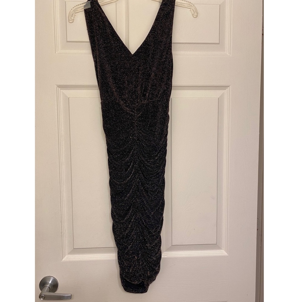 Black/Gold sparkles Vcut Formal Dress (XS) Mid